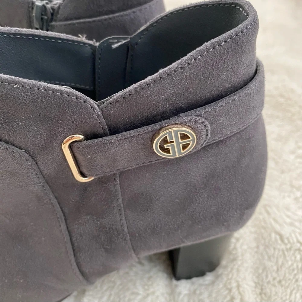 Gianni Bini Memory Foam Gray Suede Ankle Boots with Block Heel Size 7